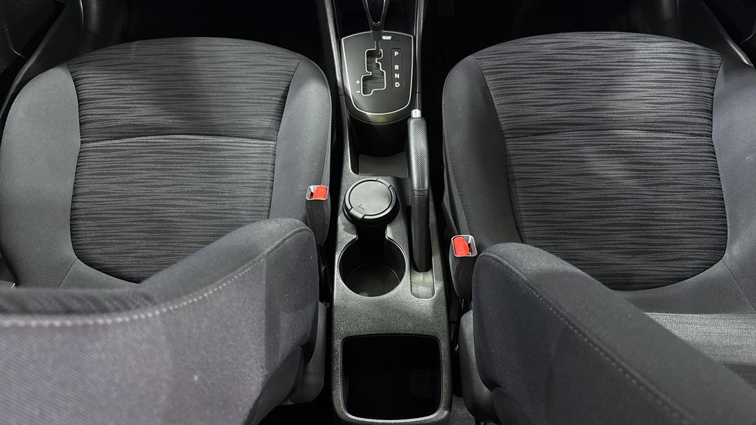 2018 Hyundai Accent Sport, Automatic, 80849 km, Center Console