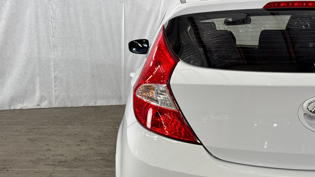 2018 Hyundai Accent Sport, Automatic, 80849 km, Badge (Boot Left Side)
