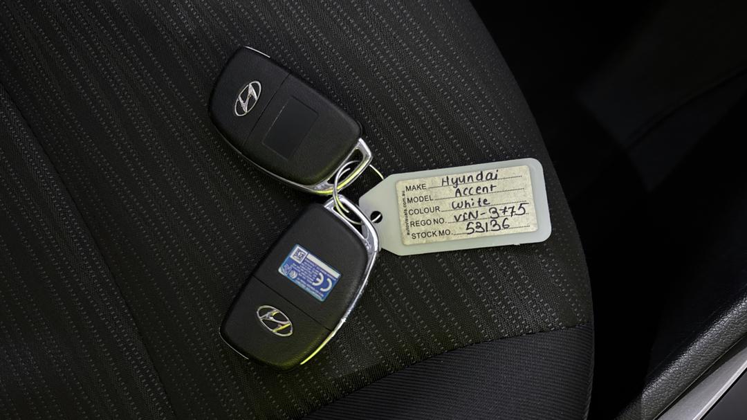 2018 Hyundai Accent Sport, Automatic, 80849 km, Key Close-up