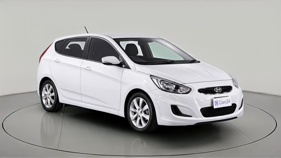 2018 Hyundai Accent Sport, Automatic, 80849 km, Right Front Diagonal (45- Degree) View