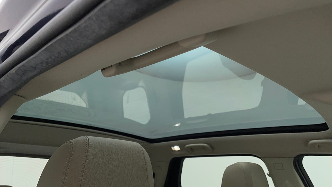 Interior Sunroof/Moonroof