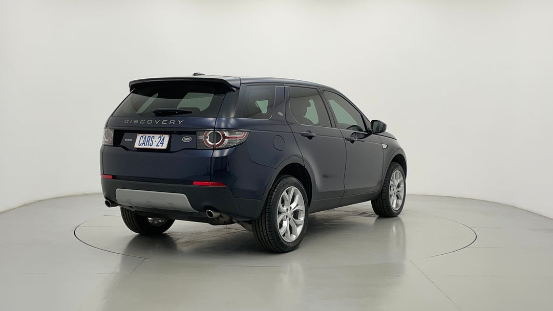 Right Back Diagonal (45- Degree) View