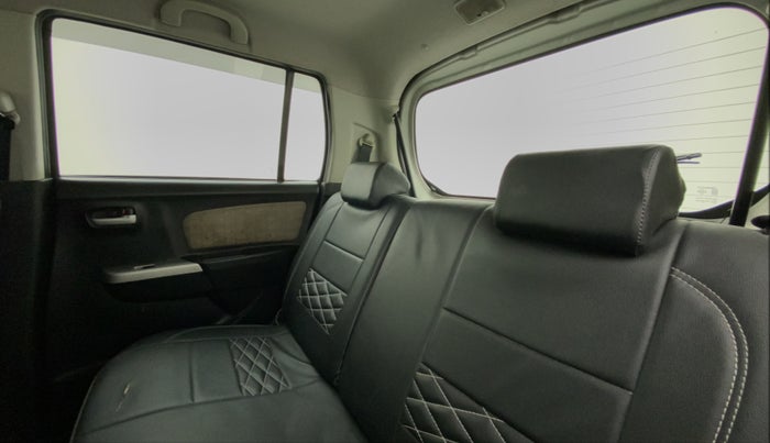 2013 Maruti Wagon R 1.0 VXI, Petrol, Manual, 77,151 km, Right Side Rear Door Cabin