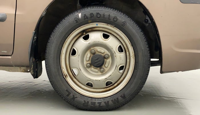 2012 Maruti Zen Estilo LXI, Petrol, Manual, 15,432 km, Right Front Wheel