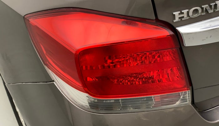 2015 Honda Amaze 1.2L I-VTEC SX, Petrol, Manual, 65,475 km, Left tail light - Minor scratches