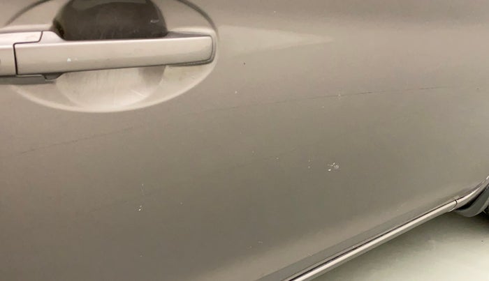 2015 Honda Amaze 1.2L I-VTEC SX, Petrol, Manual, 65,475 km, Driver-side door - Minor scratches