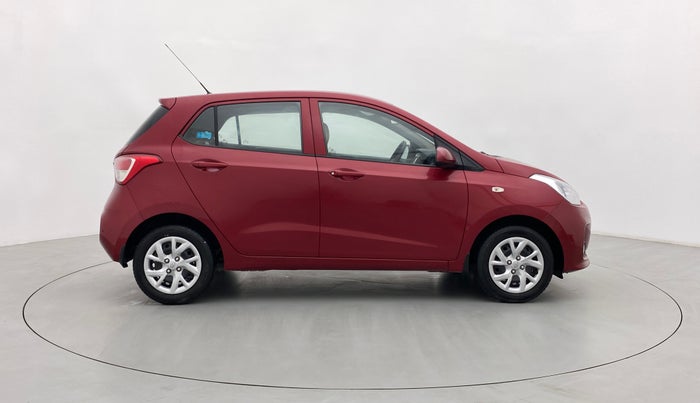 2017 Hyundai Grand i10 SPORTZ 1.2 KAPPA VTVT, Petrol, Manual, 20,728 km, Right Side View