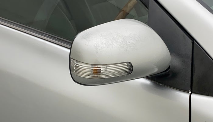 2010 Toyota Corolla Altis G PETROL, Petrol, Manual, 50,914 km, Right rear-view mirror - Minor scratches