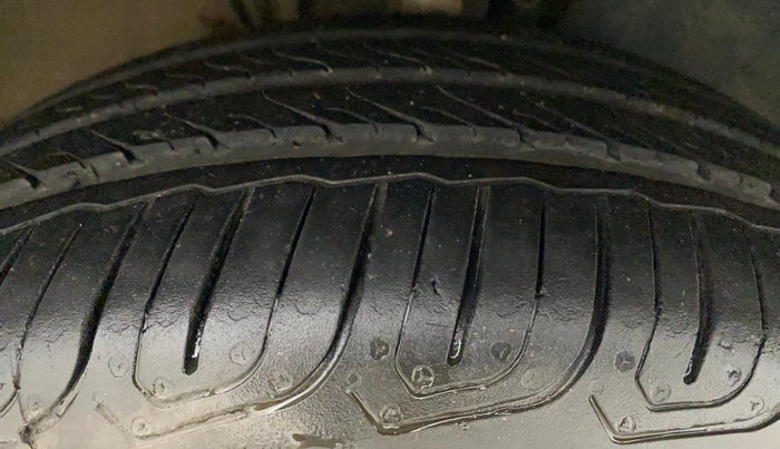 2019 Skoda Rapid 1.6 MPI ACTIVE, Petrol, Manual, 78,080 km, Right Front Tyre Tread