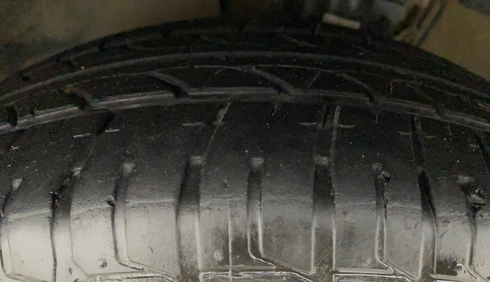 2019 Skoda Rapid 1.6 MPI ACTIVE, Petrol, Manual, 78,080 km, Left Front Tyre Tread