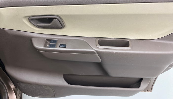 2010 Maruti Zen Estilo LXI, Petrol, Manual, 62,110 km, Driver Side Door Panels Control