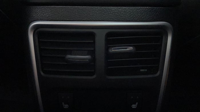 DODGE CHARGER-Rear AC Vents