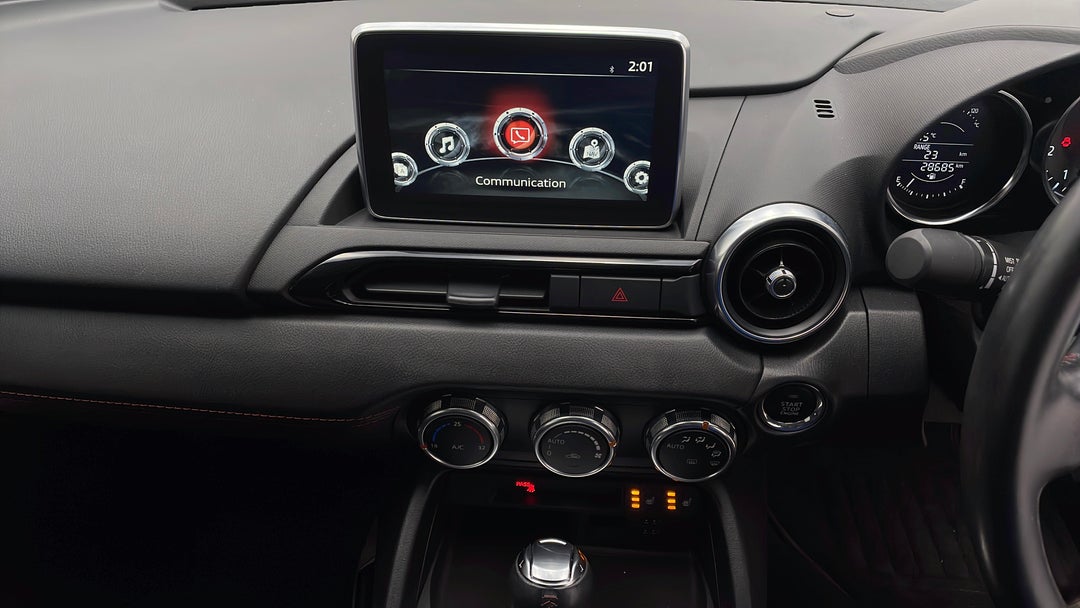 2016 Mazda MX-5 Roadster Gt, Automatic, 28685 km, Center Console