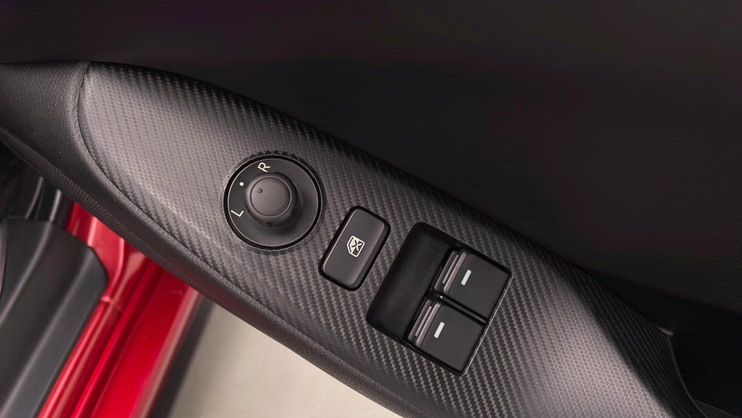 2016 Mazda MX-5 Roadster Gt, Automatic, 28685 km, Drivers Side Door Panel Controls