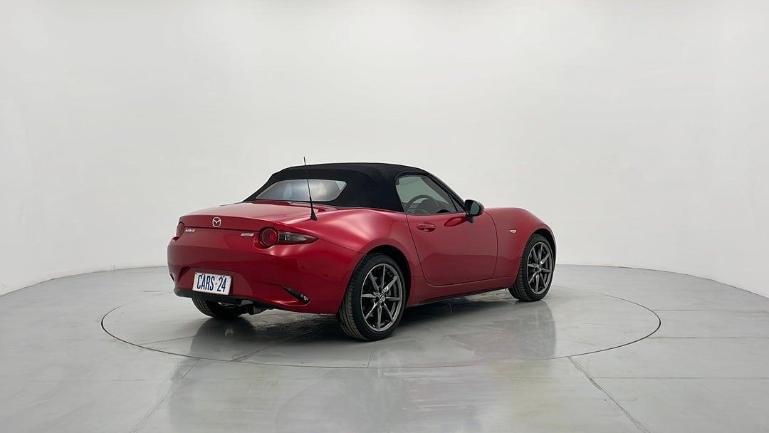 2016 Mazda MX-5 Roadster Gt, Automatic, 28685 km, Right Back Diagonal (45- Degree) View