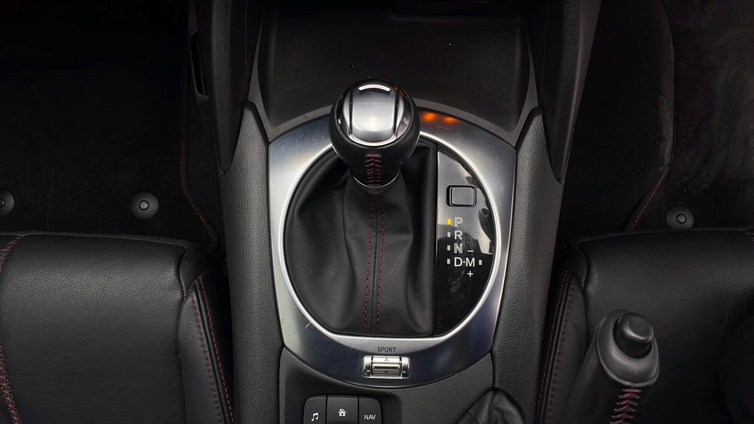 2016 Mazda MX-5 Roadster Gt, Automatic, 28685 km, Gear Lever 