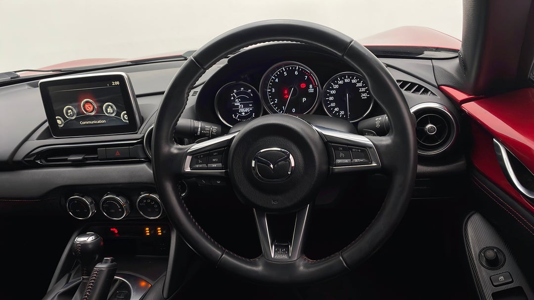 2016 Mazda MX-5 Roadster Gt, Automatic, 28685 km, Steering Wheel Close-up