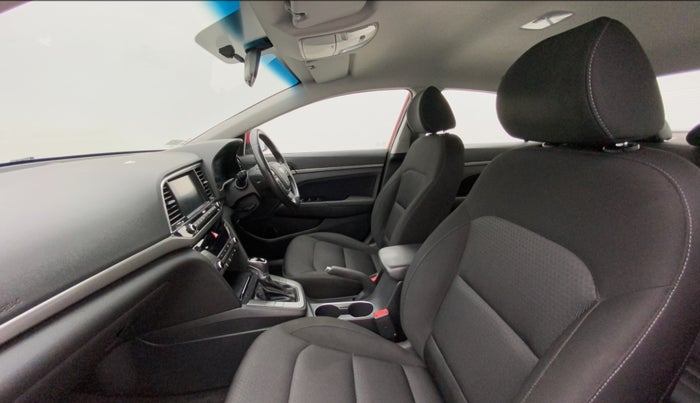 2017 Hyundai New Elantra 2.0 SX AT PETROL, Petrol, Automatic, 36,647 km, Right Side Front Door Cabin
