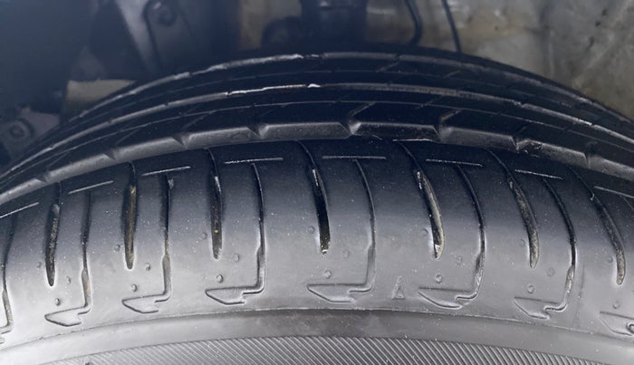2017 Honda City ZX MT I-DTEC, Diesel, Manual, 60,848 km, Left Front Tyre Tread