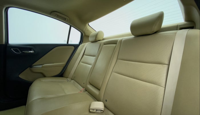 2017 Honda City ZX MT I-DTEC, Diesel, Manual, 60,848 km, Right Side Rear Door Cabin