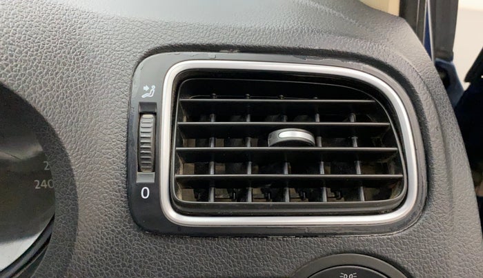 2016 Volkswagen Ameo HIGHLINE DSG 1.5 DIESEL , Diesel, Automatic, 61,334 km, AC Unit - Front vent has minor damage