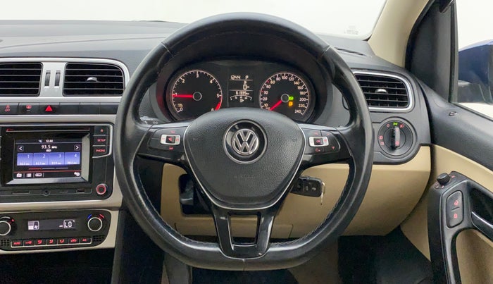 2016 Volkswagen Ameo HIGHLINE DSG 1.5 DIESEL , Diesel, Automatic, 61,334 km, Steering Wheel Close Up