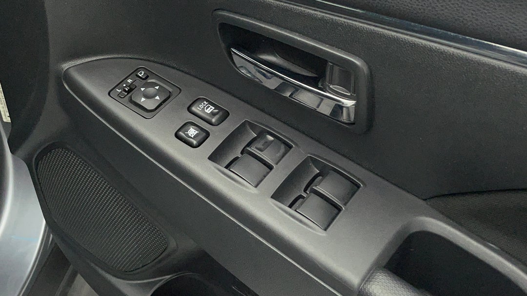 Drivers Side Door Panel Controls