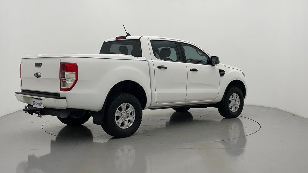 Right Back Diagonal (45- Degree) View