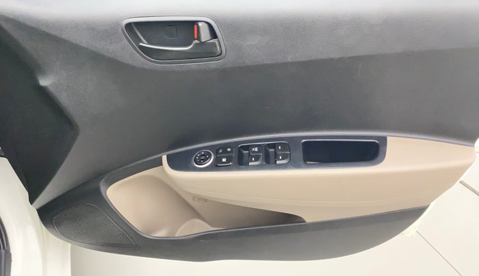 2016 Hyundai Grand i10 MAGNA 1.2 KAPPA VTVT, Petrol, Manual, 56,742 km, Driver Side Door Panels Control