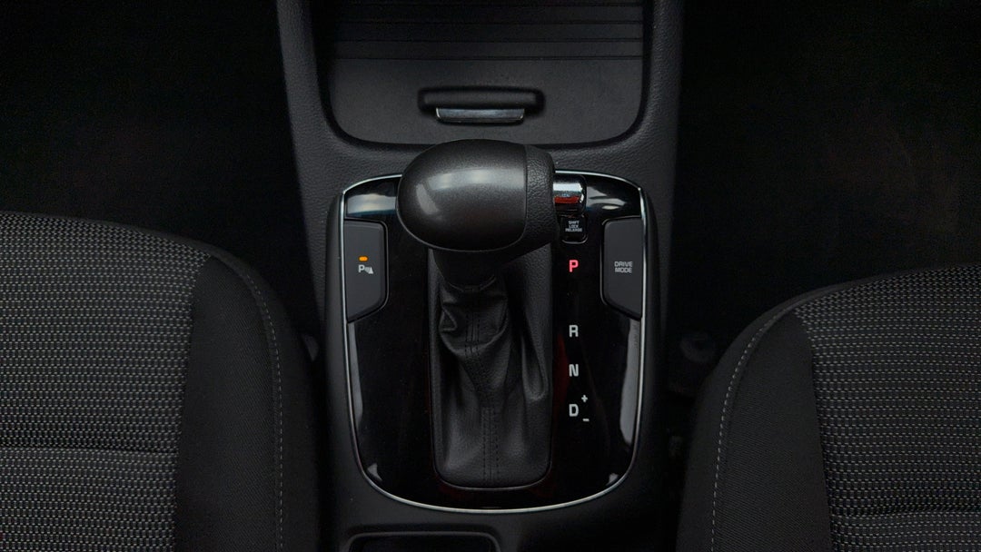 2017 Kia Cerato S, Automatic, 64631 km, Gear Lever 