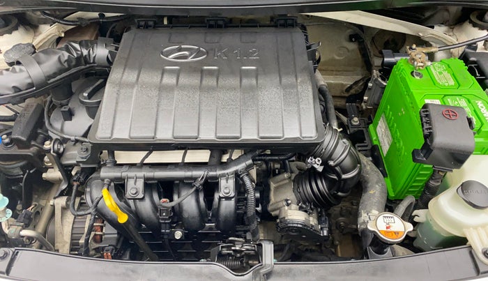 2016 Hyundai Grand i10 SPORTZ 1.2 KAPPA VTVT, Petrol, Manual, 38,212 km, Engine Bonet View