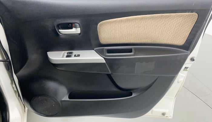 2018 Maruti Wagon R 1.0 LXI CNG, CNG, Manual, 82,731 km, Driver Side Door Panels Control