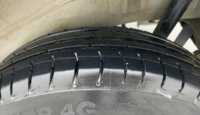 2018 Maruti Wagon R 1.0 LXI CNG, CNG, Manual, 82,731 km, Left Rear Tyre Tread