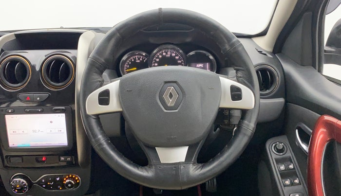2016 Renault Duster RXZ 110 4WD, Diesel, Manual, 38,317 km, Steering Wheel Close Up
