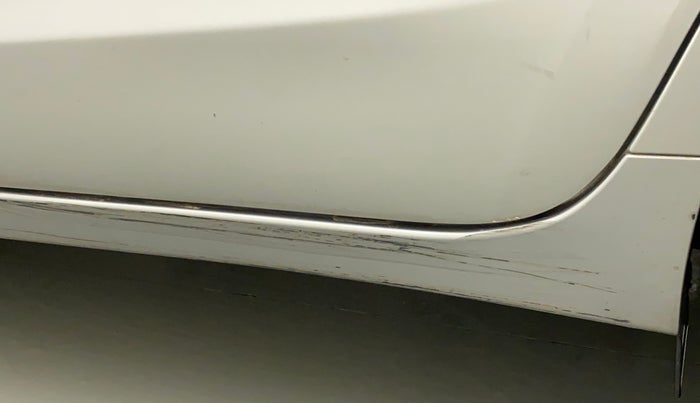 2015 Maruti Baleno DELTA PETROL 1.2, Petrol, Manual, 5,695 km, Left running board - Minor scratches