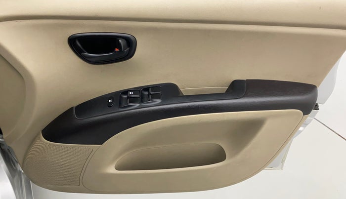 2014 Hyundai i10 MAGNA 1.1, Petrol, Manual, 27,048 km, Driver Side Door Panels Control