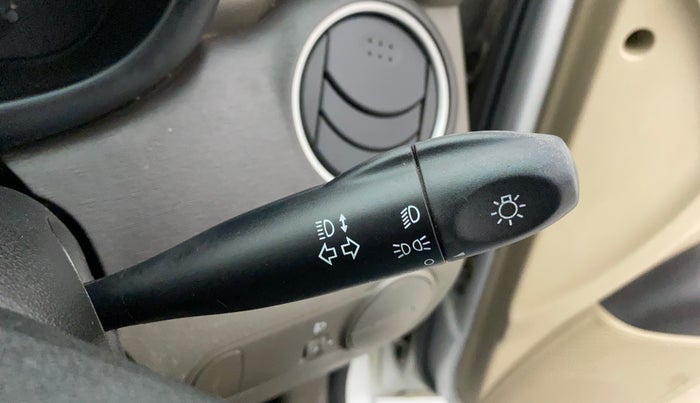 2014 Hyundai i10 MAGNA 1.1, Petrol, Manual, 27,048 km, Combination switch - Turn Indicator not functional