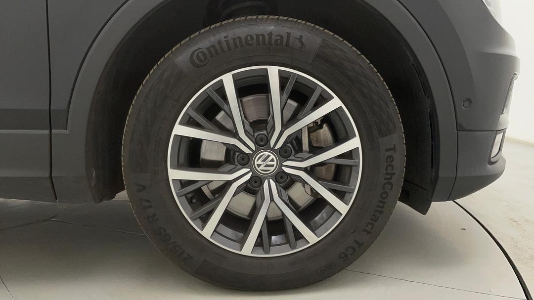 2017 Volkswagen Tiguan 132 Tsi Comfortline, Automatic, 106120 km, Right Front Wheel