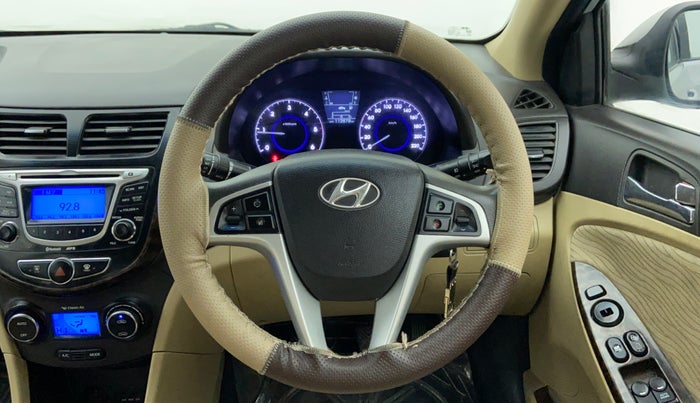 2012 Hyundai Verna FLUIDIC 1.6 SX CRDI, Diesel, Manual, 1,12,865 km, Steering Wheel Close Up