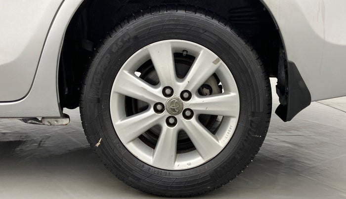2014 Toyota Corolla Altis G, Petrol, Manual, 1,17,456 km, Left Rear Wheel