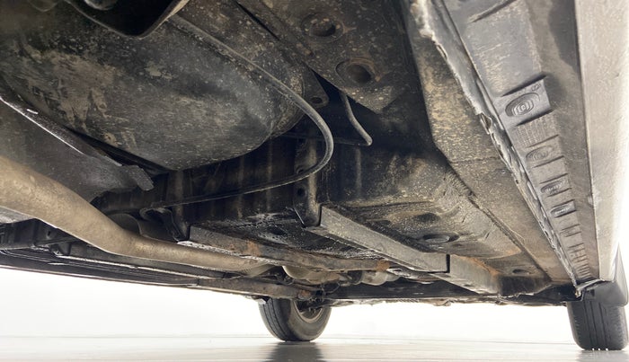 2014 Toyota Corolla Altis G, Petrol, Manual, 1,17,456 km, Right Side Underbody