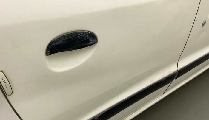 2014 Hyundai Santro Xing GL PLUS, CNG, Manual, 95,079 km, Right rear door - Slightly dented