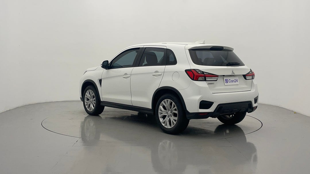 Left Back Diagonal (45- Degree) View