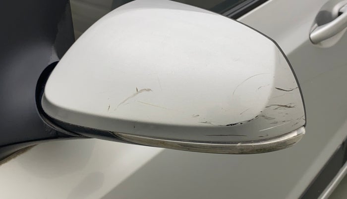 2014 Hyundai Xcent SX 1.2 (O), Petrol, Manual, 55,033 km, Left rear-view mirror - Minor scratches