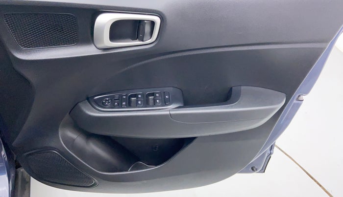 2019 Hyundai VENUE 1.0 TURBO GDI SX+ AT, Petrol, Automatic, 9,374 km, Driver Side Door Panels Control