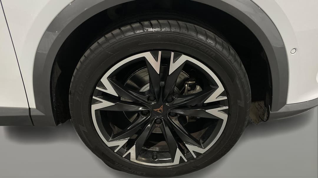 2022 Cupra Formentor V, Automatic, 69428 km, Right Front Wheel