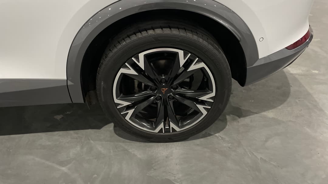 2022 Cupra Formentor V, Automatic, 69428 km, Left Rear Wheel