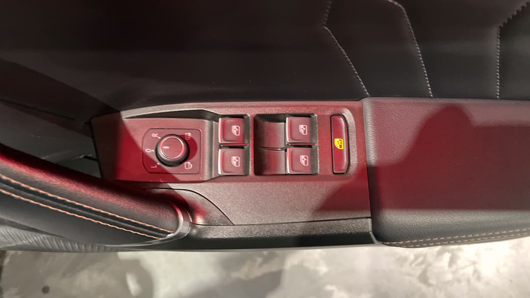 2022 Cupra Formentor V, Automatic, 69428 km, Drivers Side Door Panel Controls
