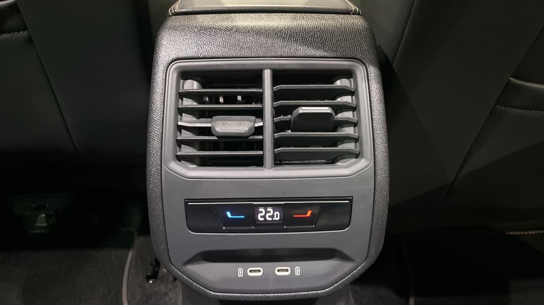 2022 Cupra Formentor V, Automatic, 69428 km, Rear A/C Vent