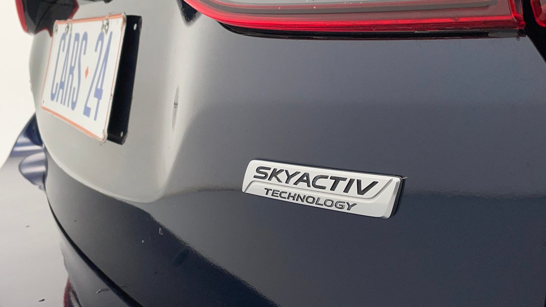 Badge (Boot Right Side)